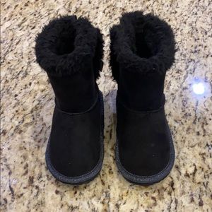 Little girls / toddler ugg style boots with bows